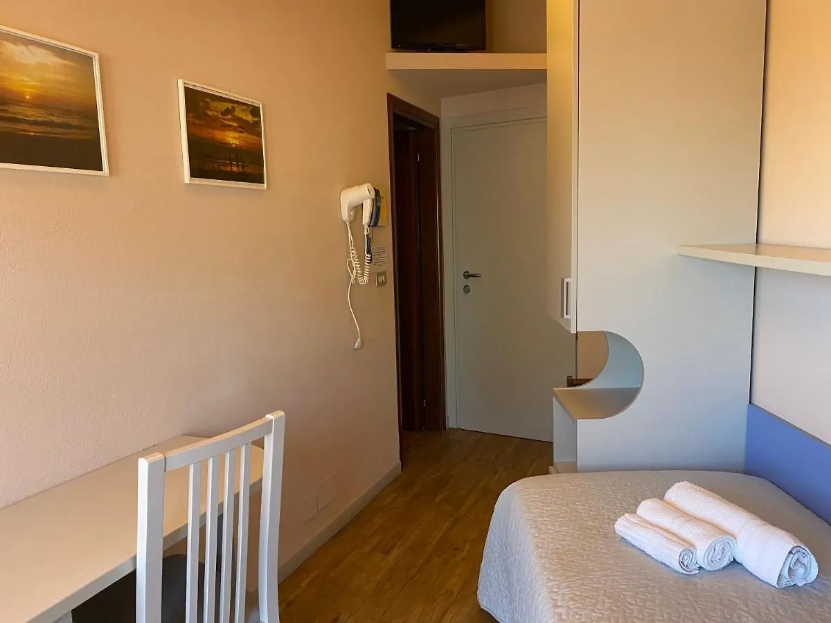Hotel Moderno - Bed & Breakfast Cervia