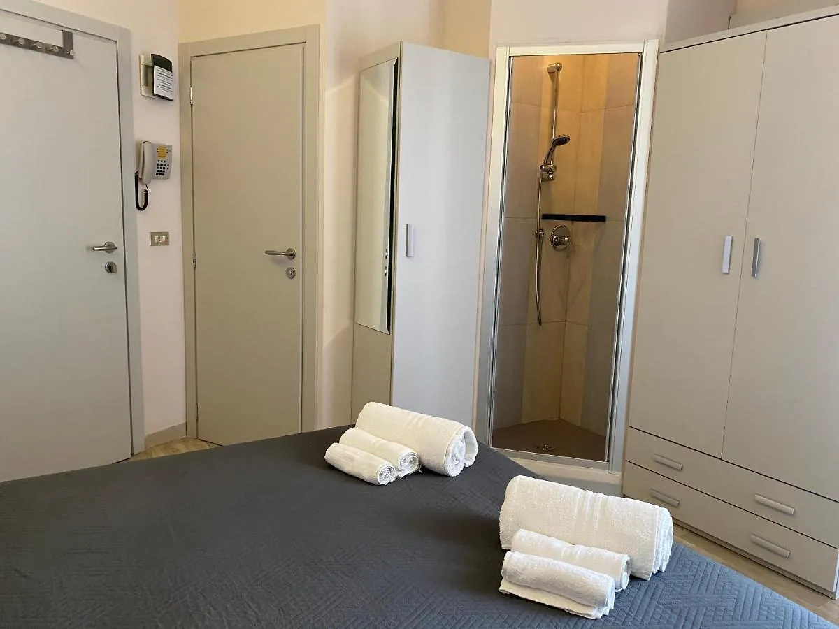Hotel Moderno - Bed & Breakfast Cervia