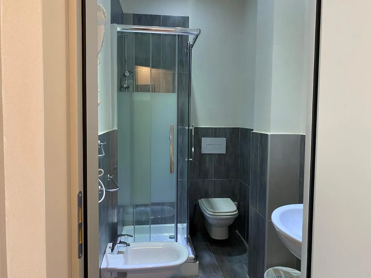 Hotel Moderno - Bed & Breakfast Cervia 3*,