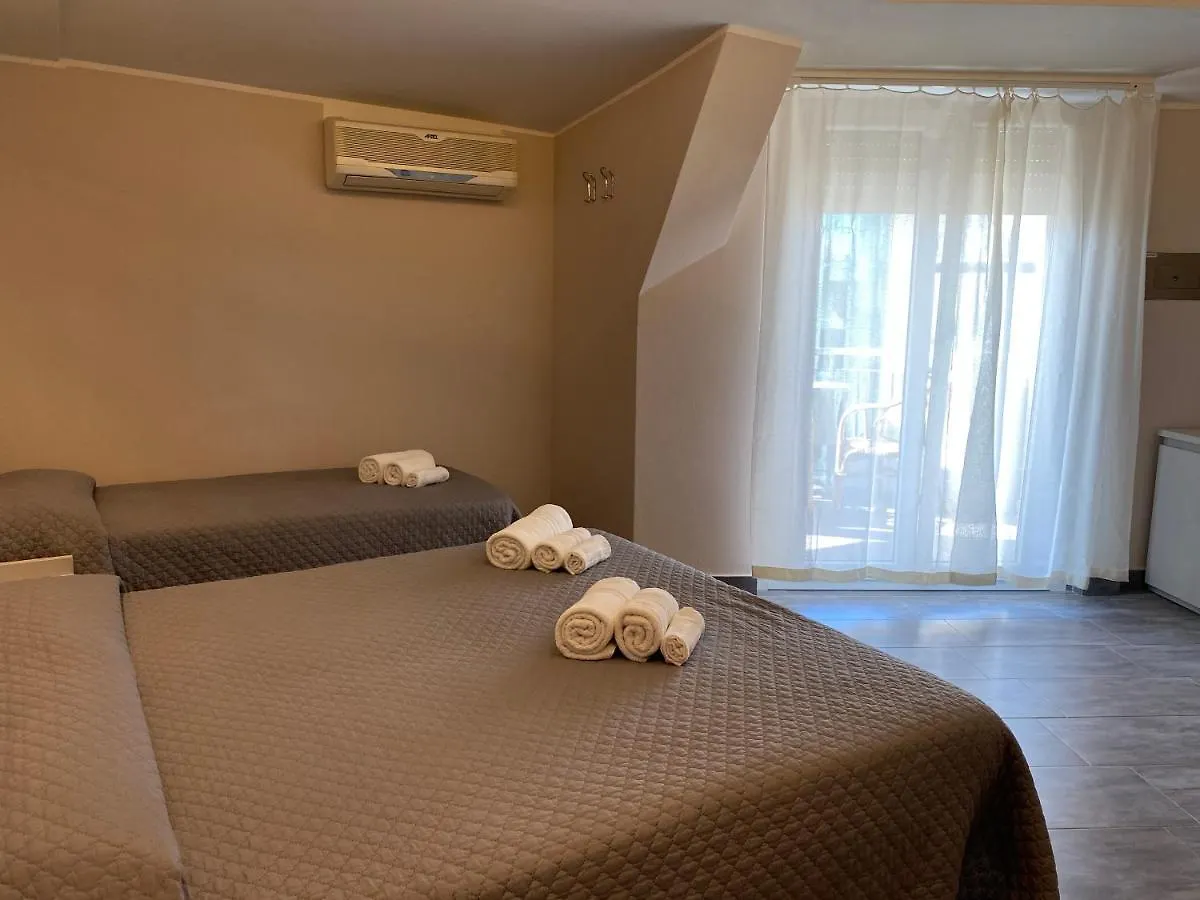 Hotel Moderno - Bed & Breakfast Cervia