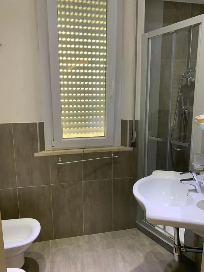 Hotel Moderno - Bed & Breakfast Cervia