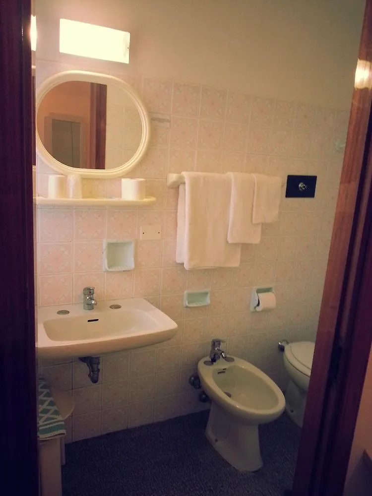 Hotel Moderno - Bed & Breakfast Cervia