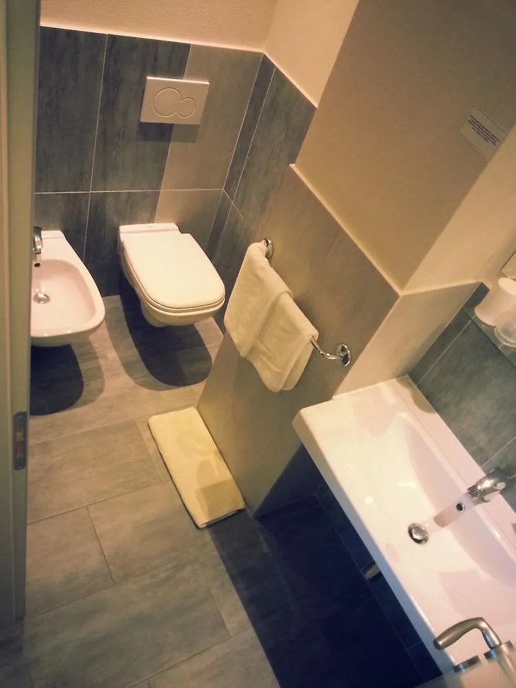 Hotel Moderno - Bed & Breakfast Cervia 3*,