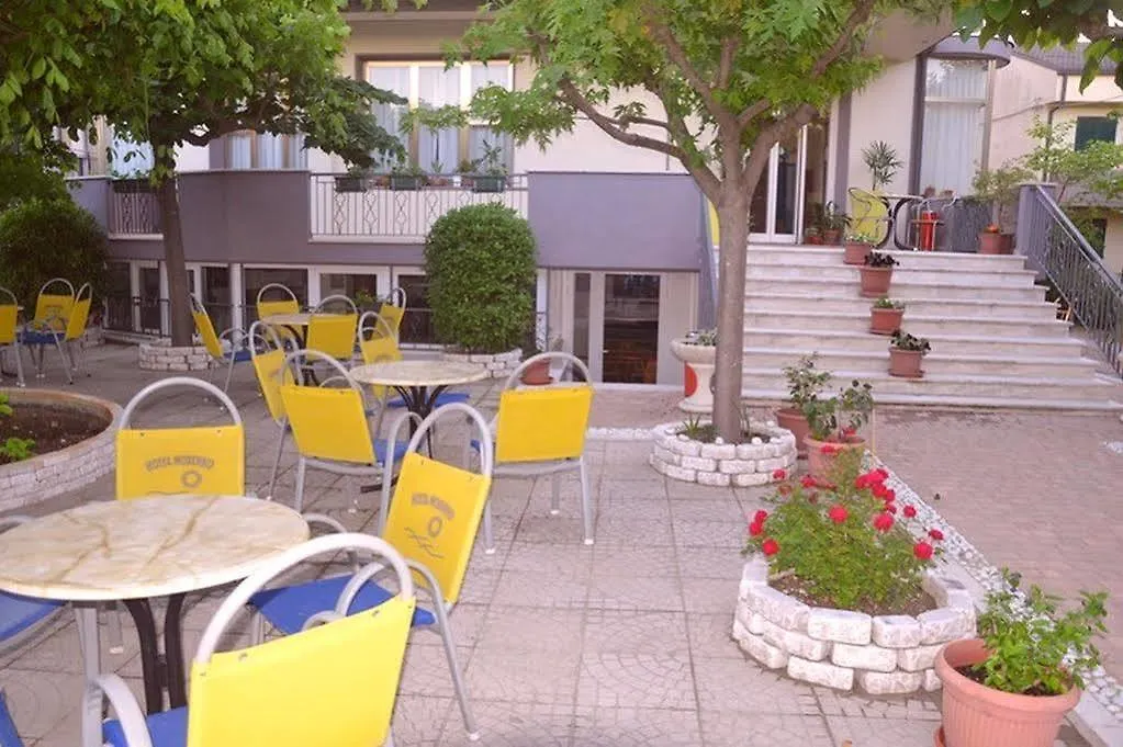 Hotel Moderno - Bed & Breakfast Cervia